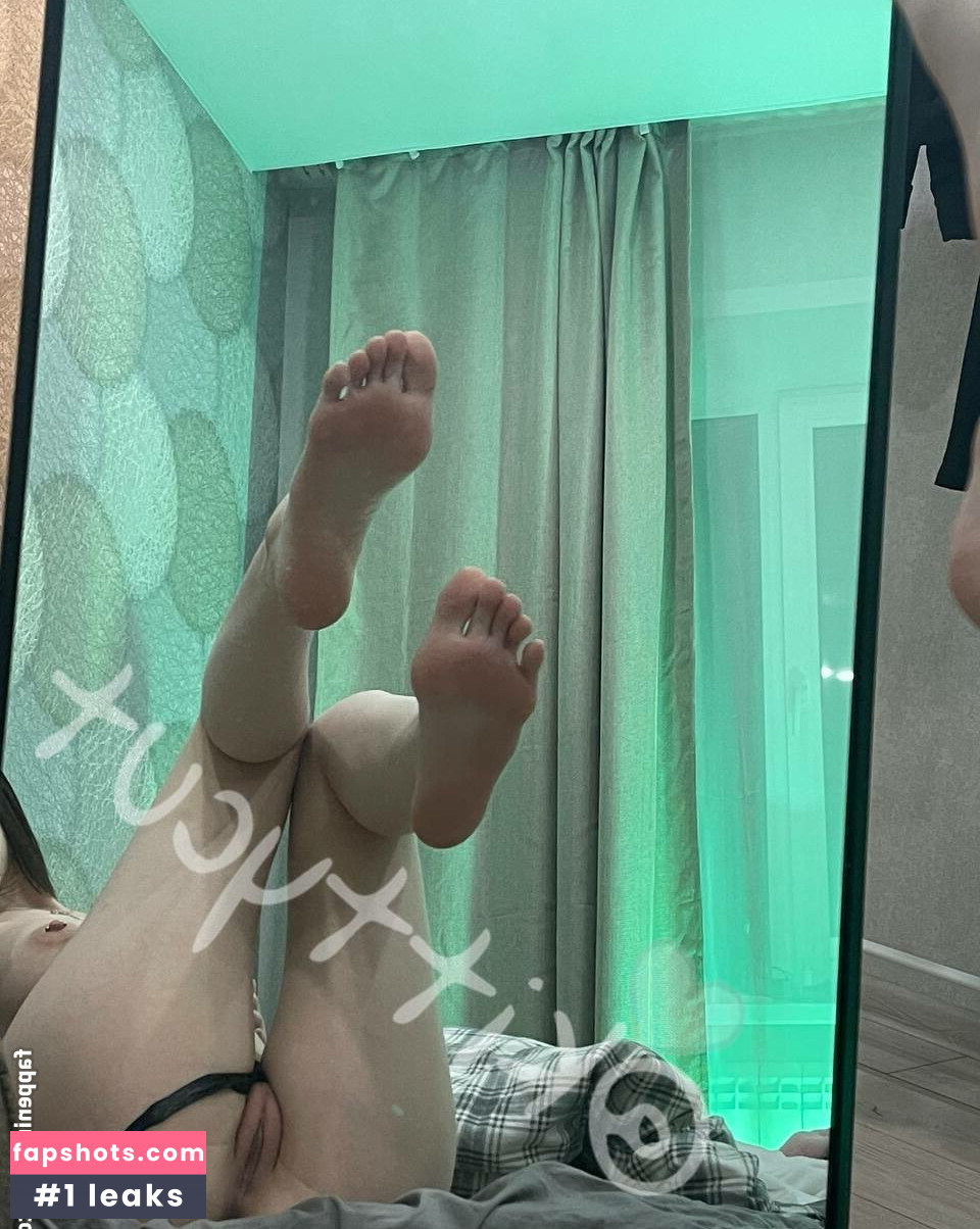 KatieJess gallery photo #45