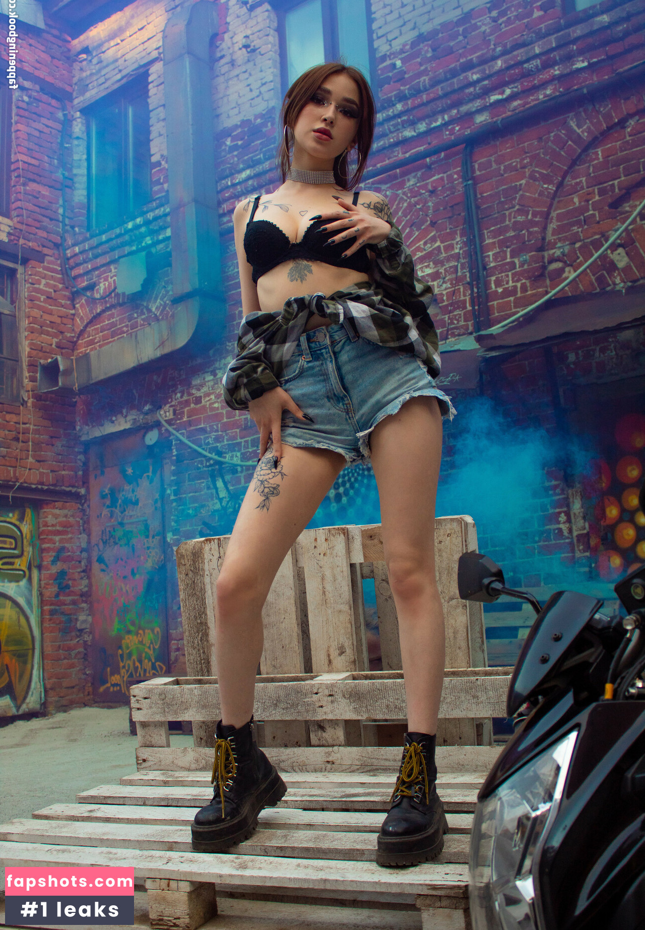 KatieJess gallery photo #6