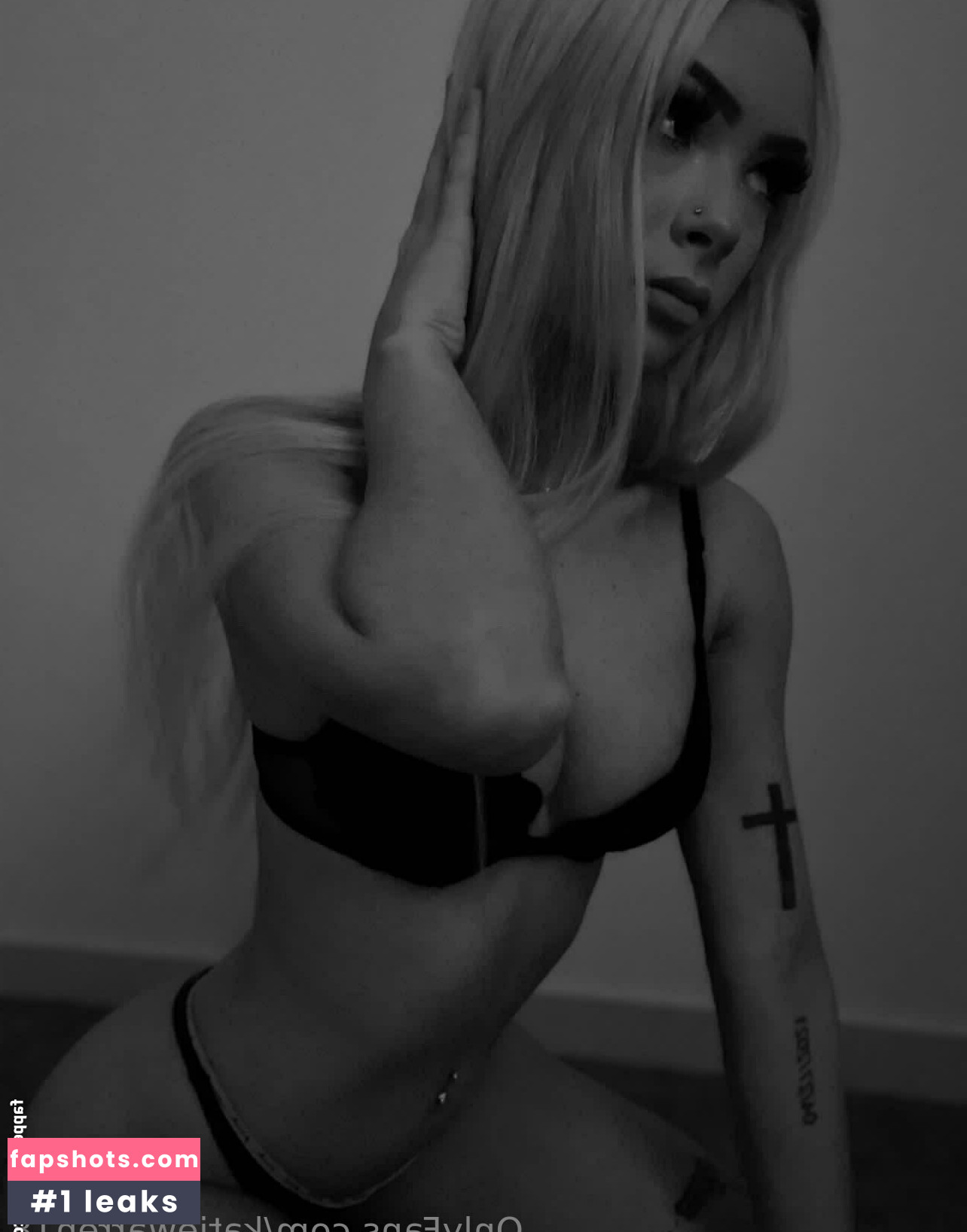 katiewarren18 Nude Leaks OnlyFans Photos #5 - LeakJerk