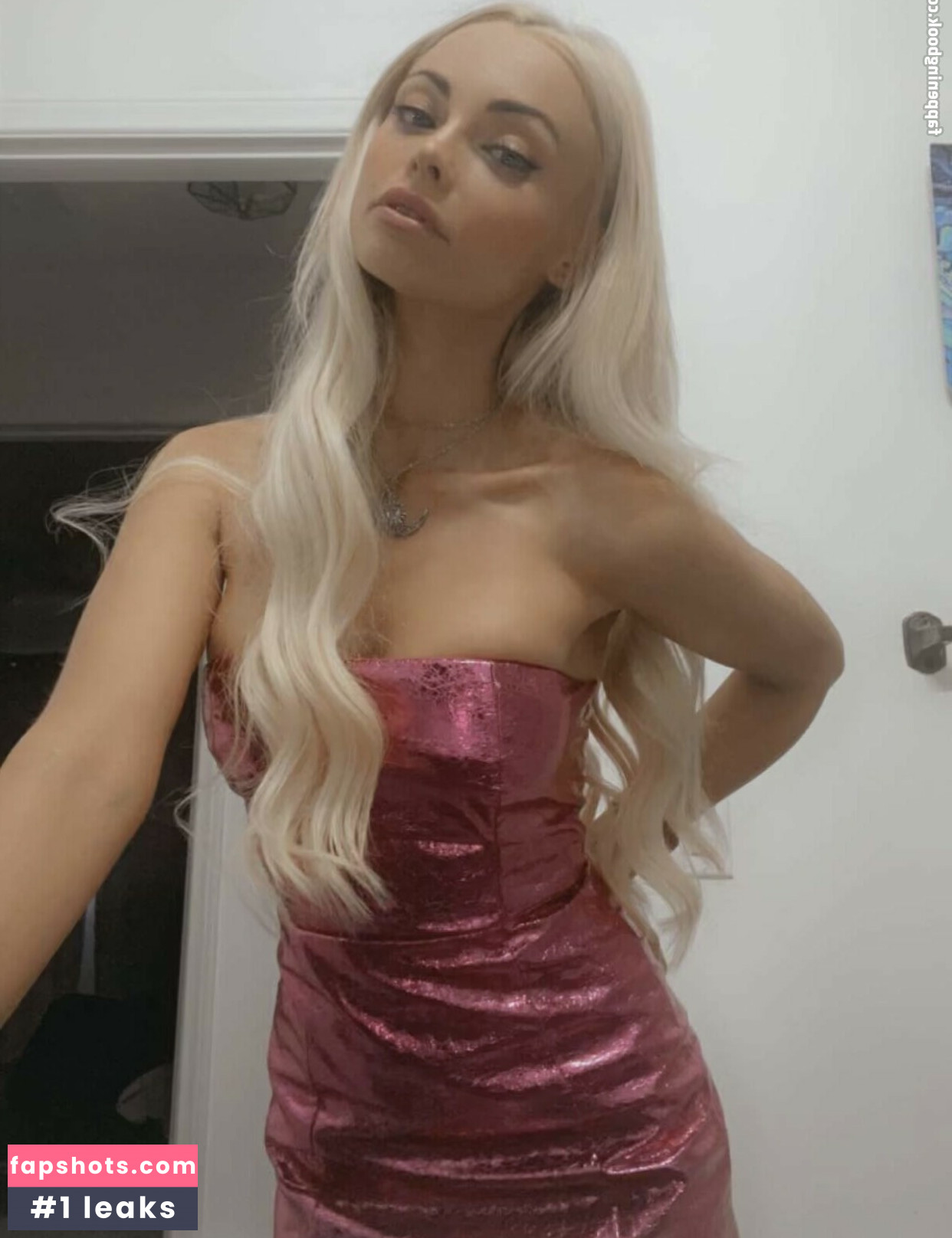 Katja Glieson gallery photo #29