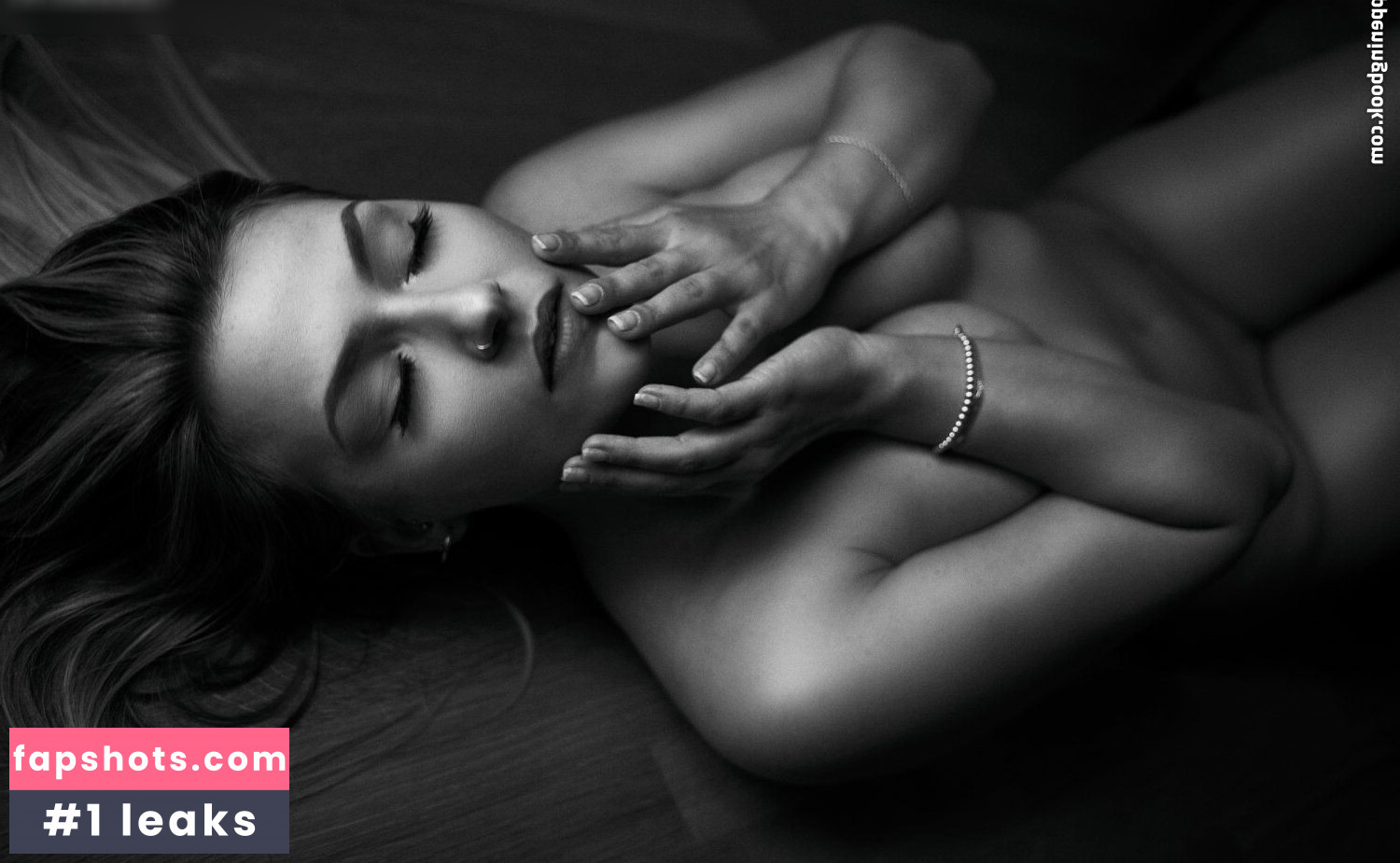 Katjaxlena (katjaxlena_sensual) gallery photo #4