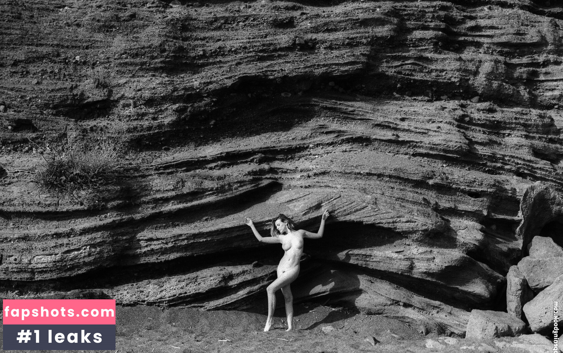 Katline Roddes gallery photo #14