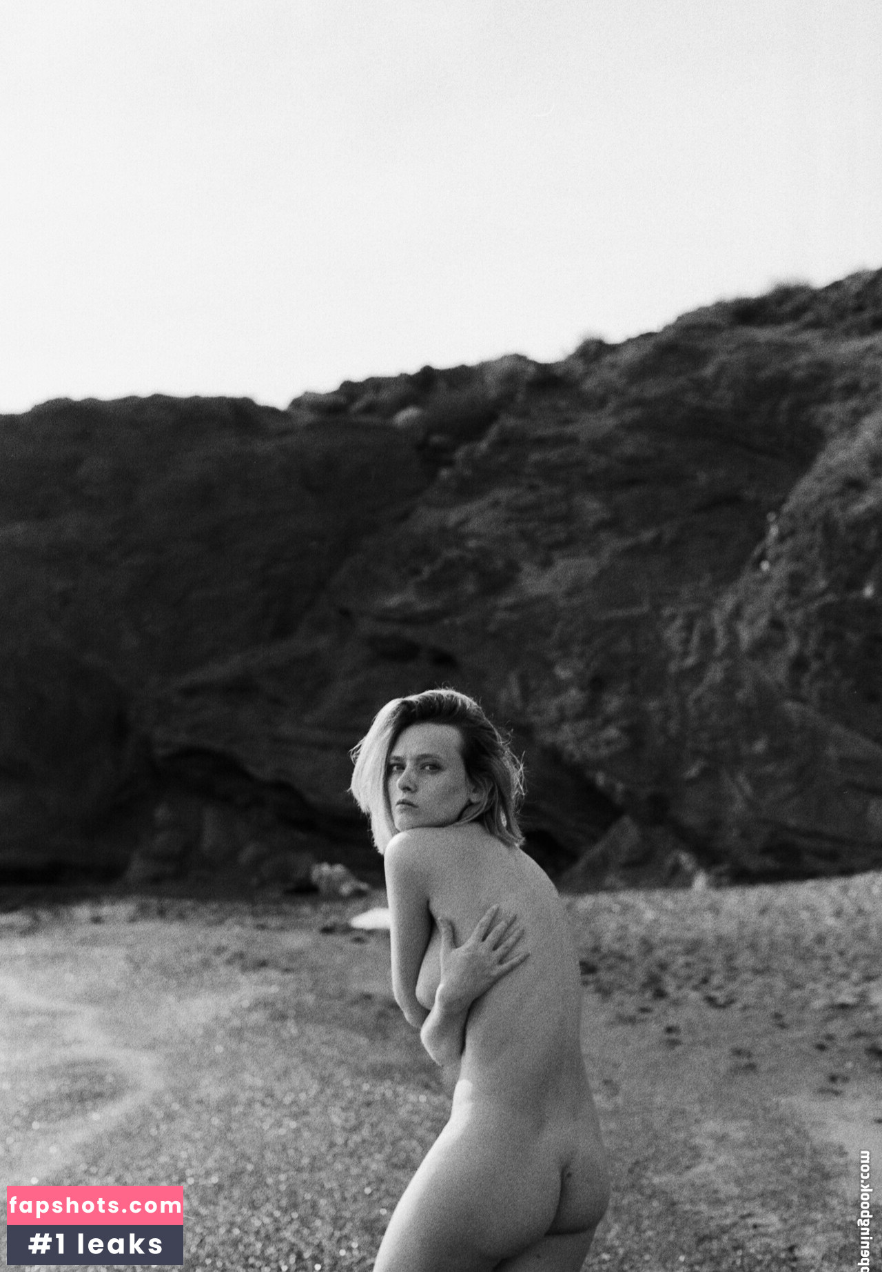 Katline Roddes gallery photo #9