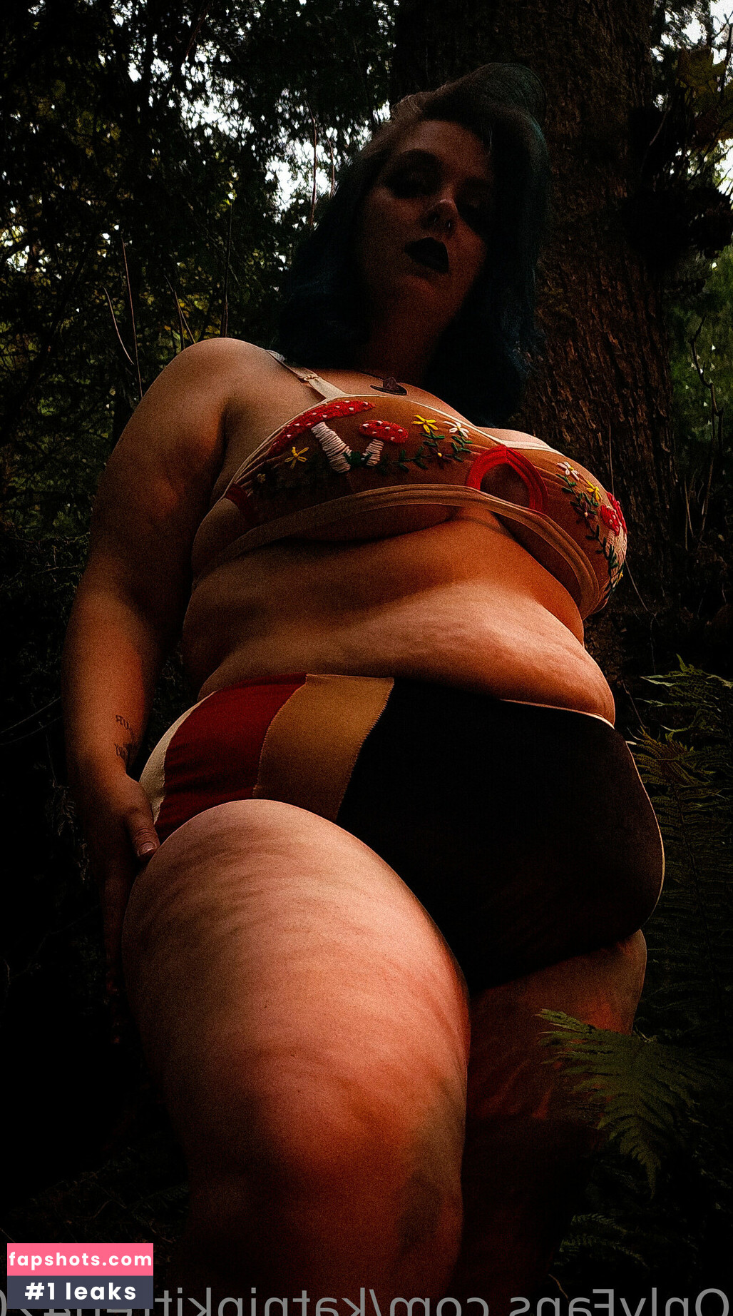 katnipkitten420 gallery photo #13