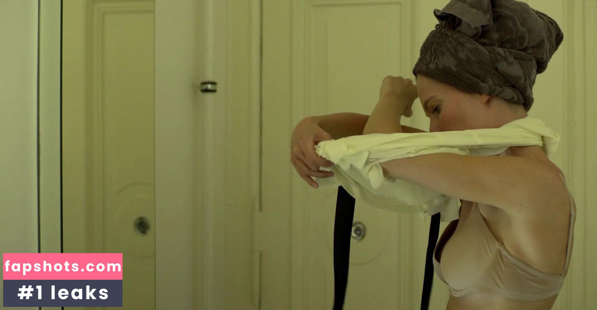 Katrin Bühring gallery photo #8