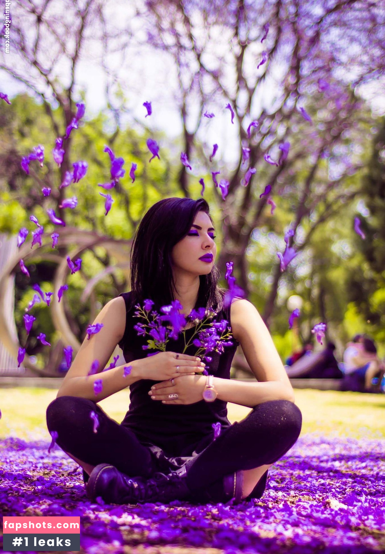 Katrina Schwarz gallery photo #8