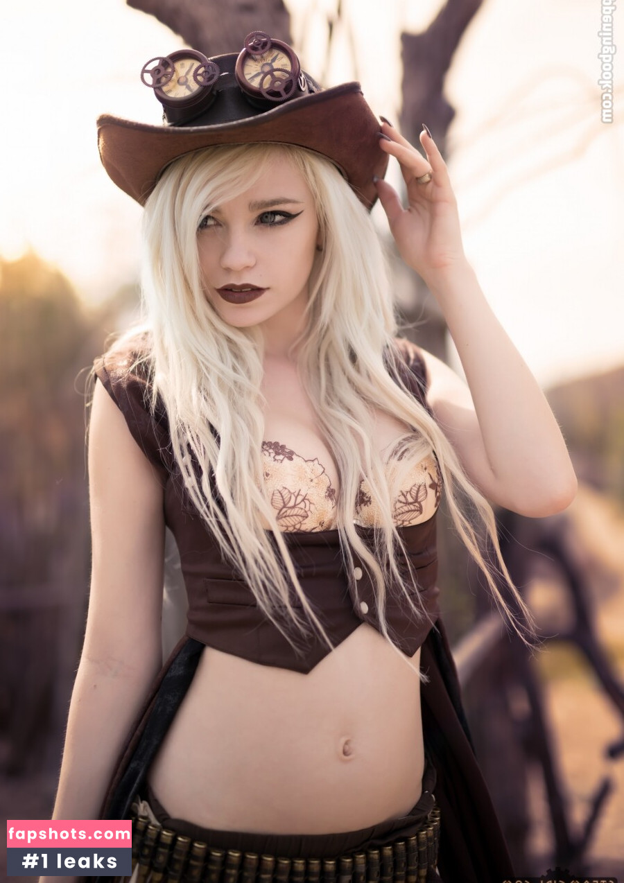 Katrina Wilkinson gallery photo #27