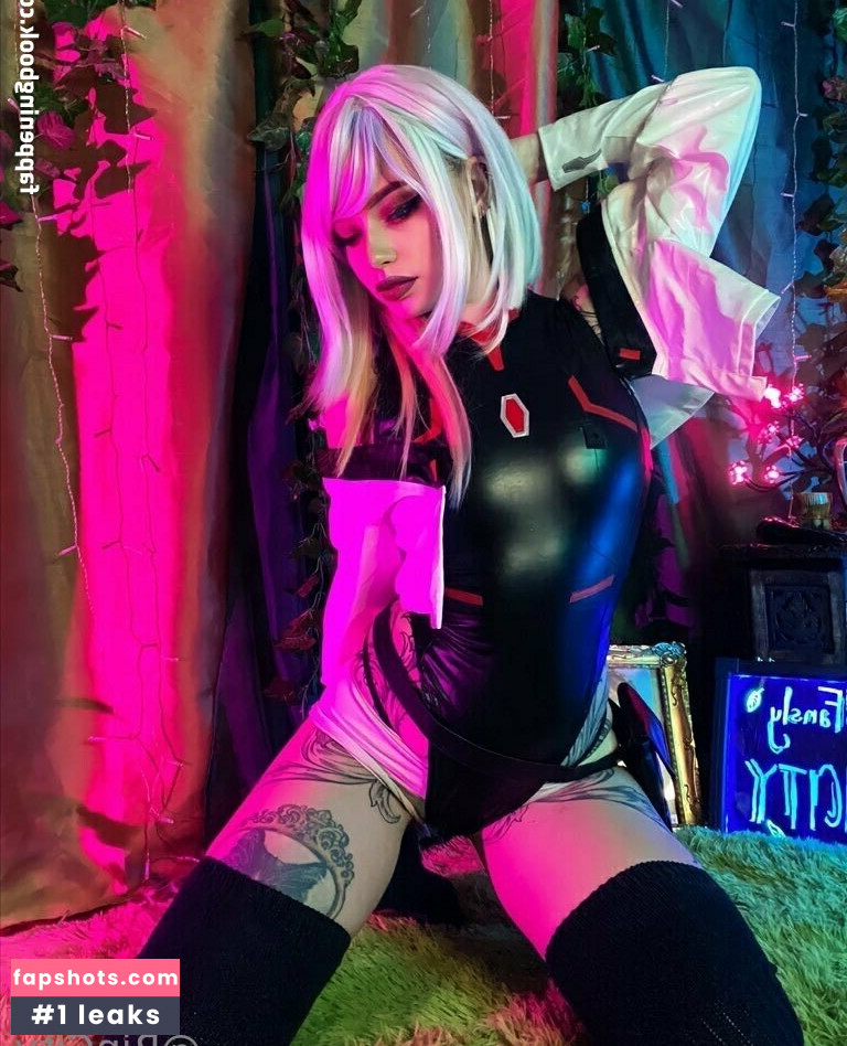 Katrina Wilkinson gallery photo #76