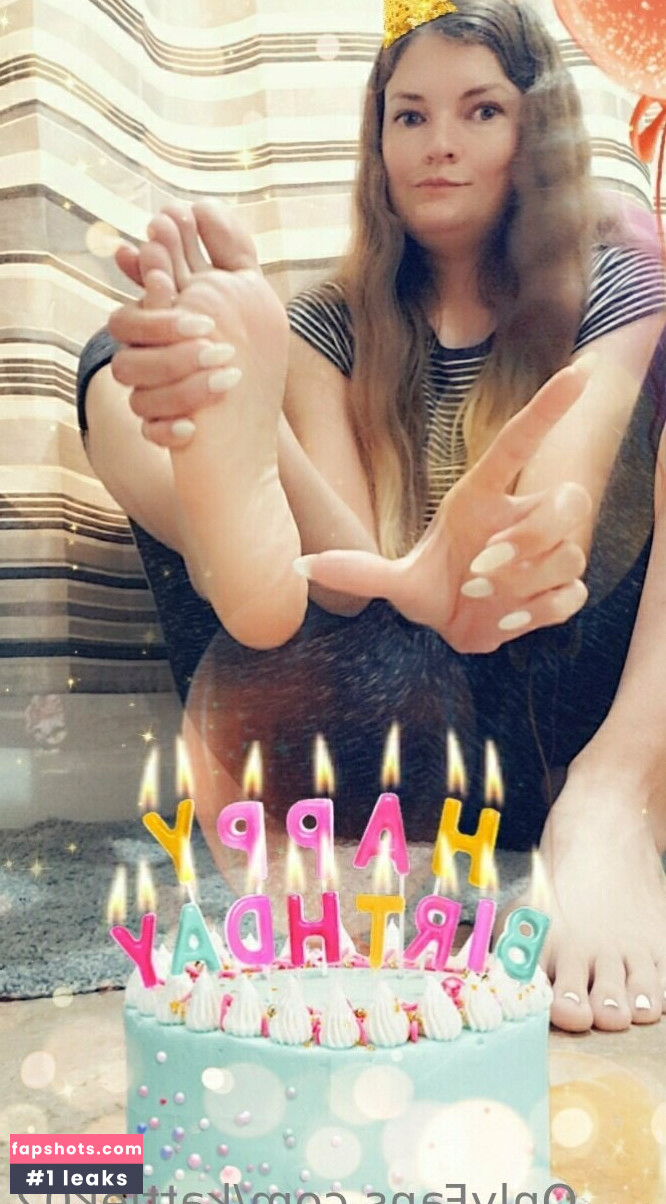 kattiek02 gallery photo #2