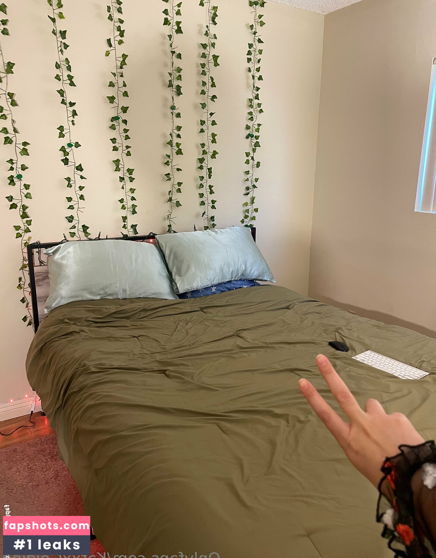 katxxgolding gallery photo #14