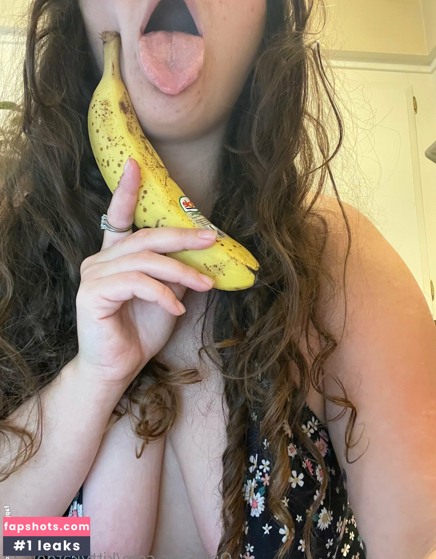 katxxgolding gallery photo #3