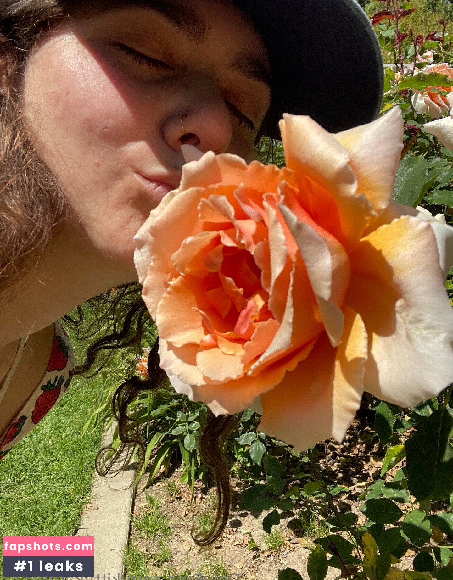 katxxgolding gallery photo #8