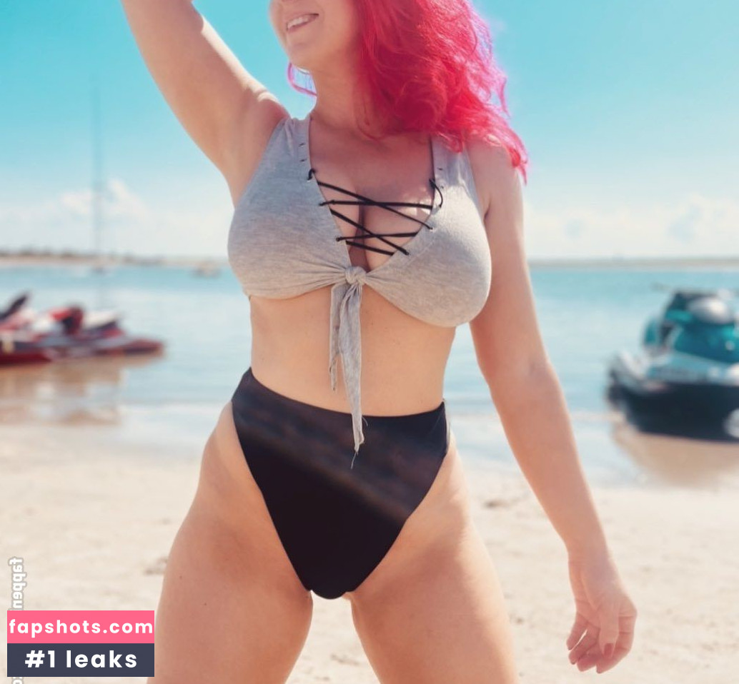 Katy Beaver gallery photo #2