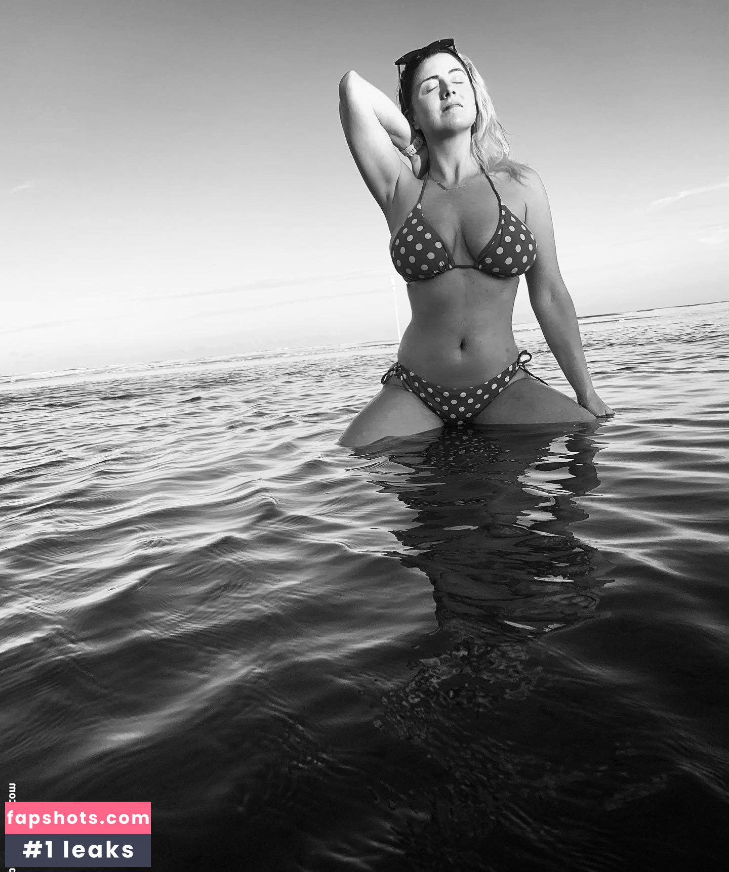 Katy Beaver gallery photo #6