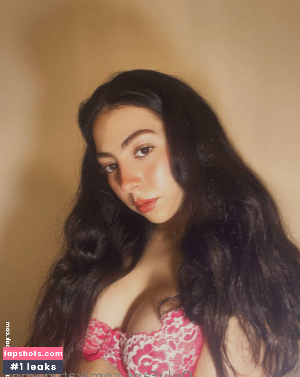 Katy Gamez gallery photo #13