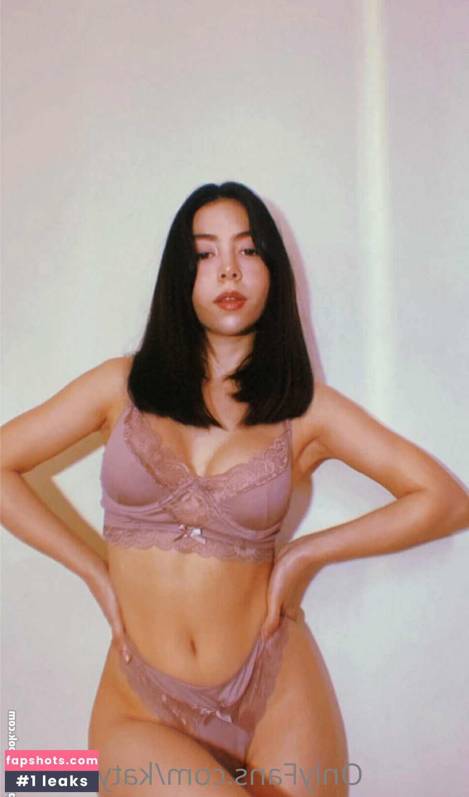 Katy Gamez gallery photo #37