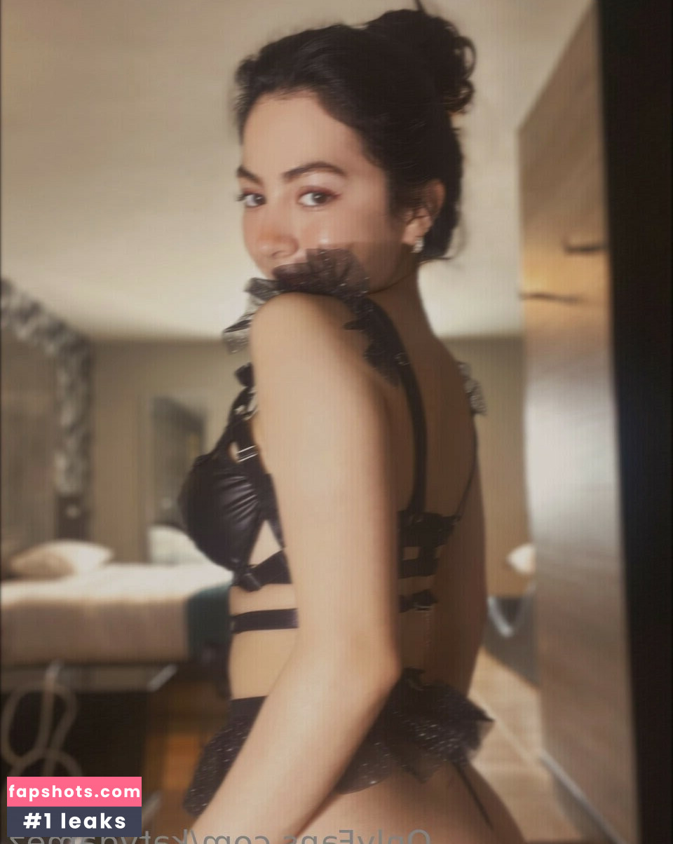 Katy Gamez gallery photo #7