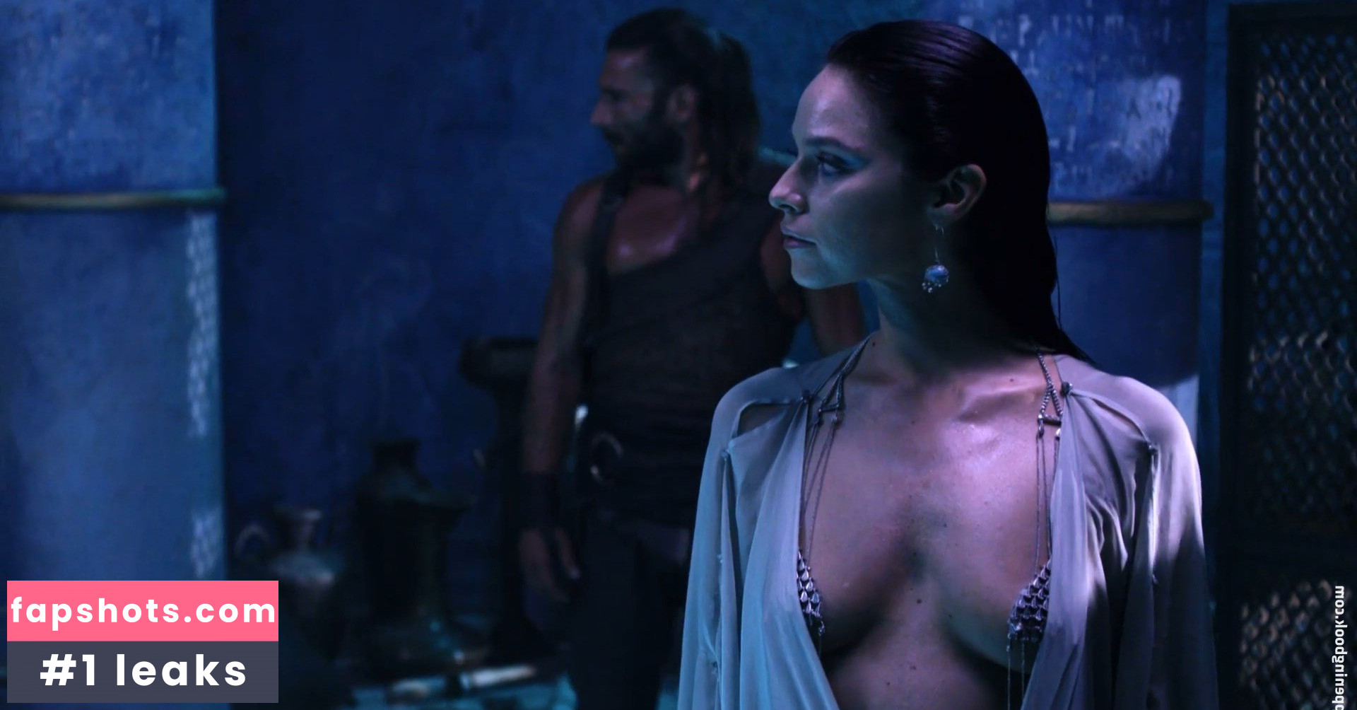 Katy Louise Saunders gallery photo #7