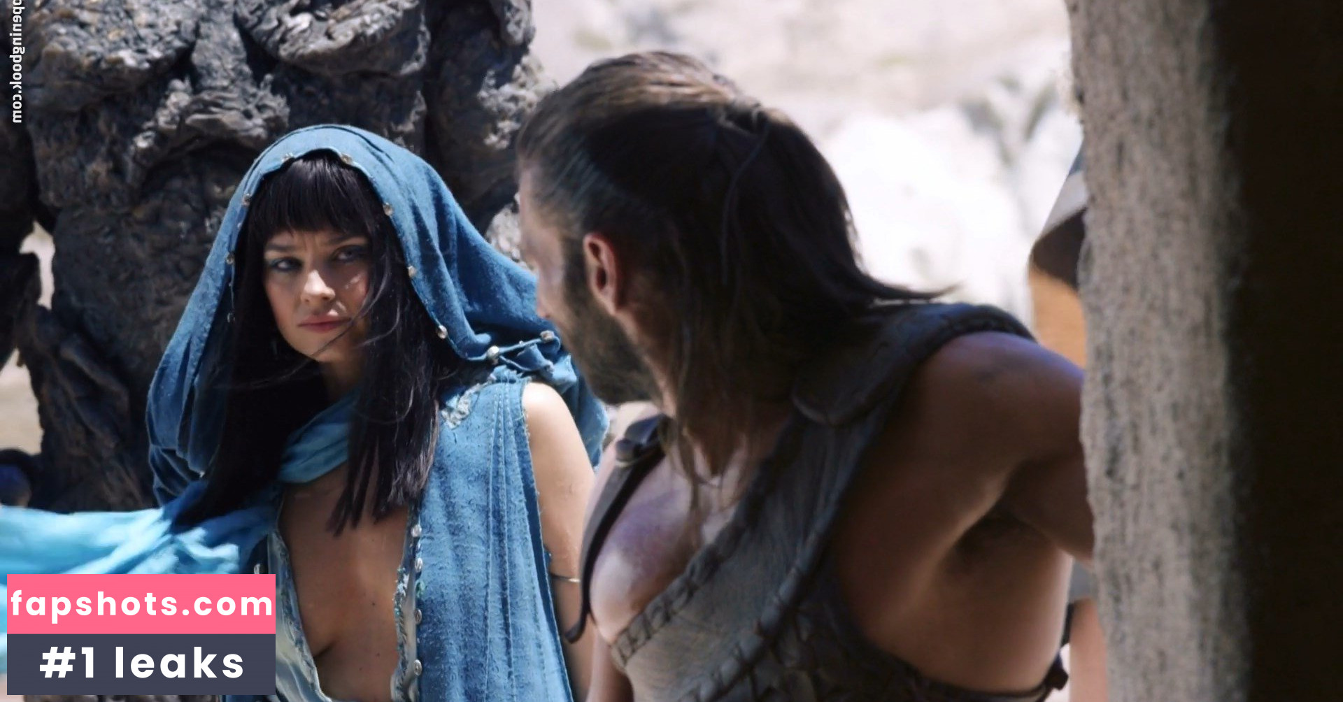 Katy Louise Saunders gallery photo #10