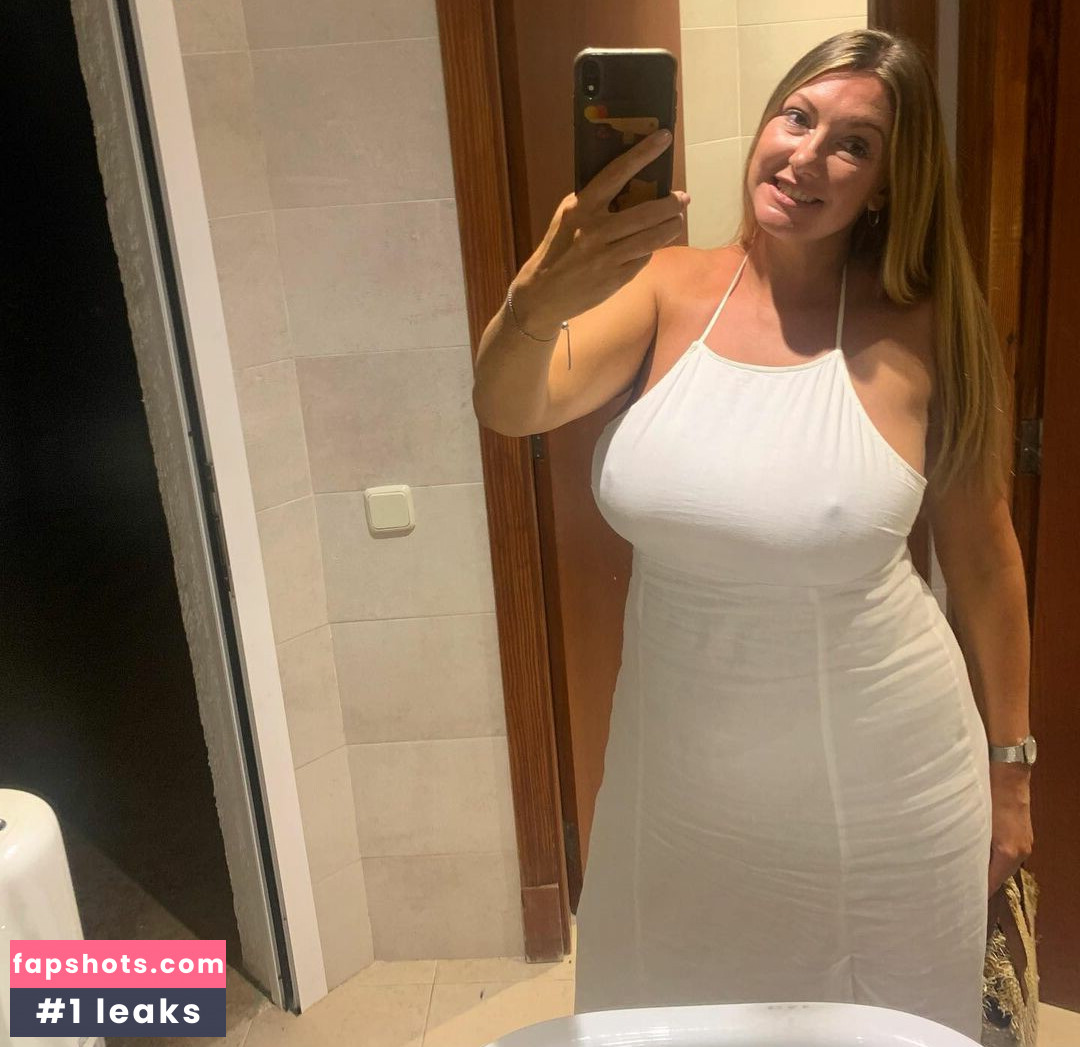 Katy_maughan gallery photo #17