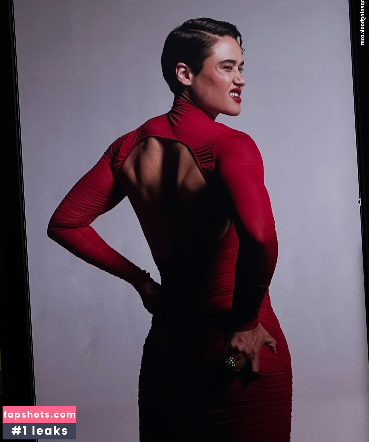 Katy O’Brian gallery photo #21