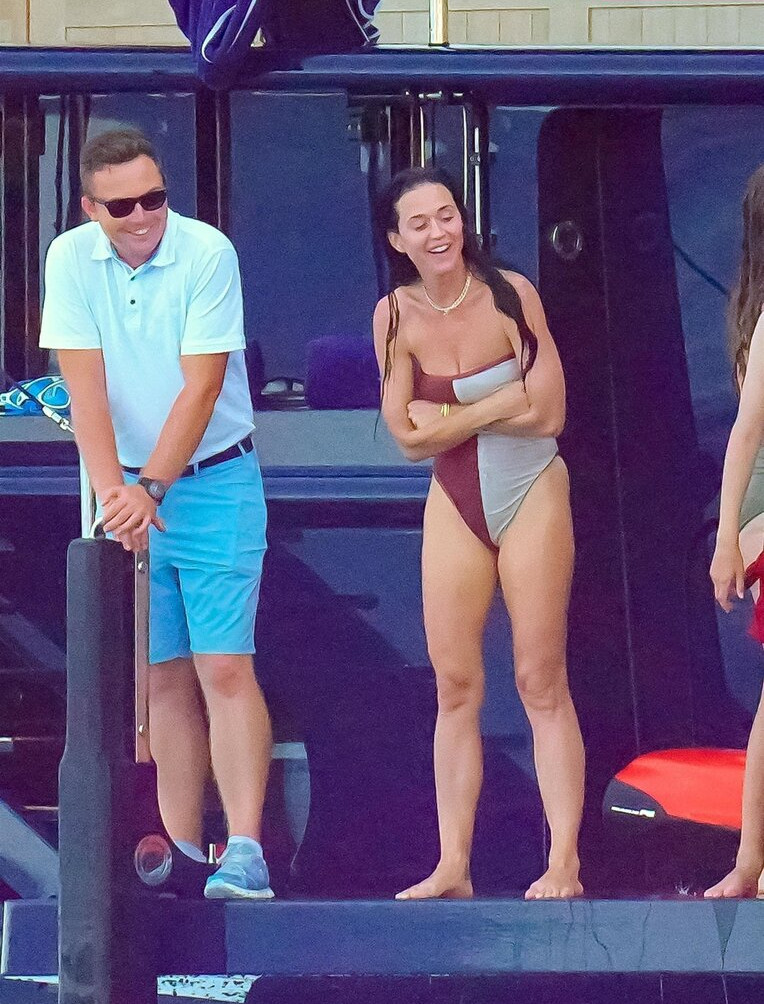 katy-perry-1 gallery photo #1203