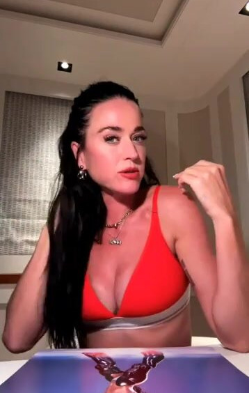 katy-perry-1 gallery photo #1358