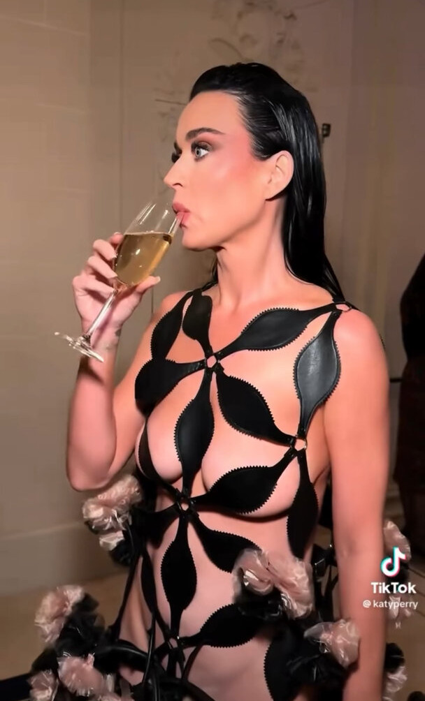 katy-perry-1 gallery photo #1415