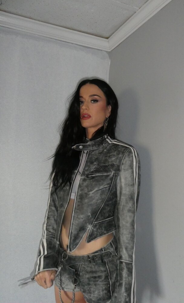 katy-perry-1 gallery photo #1439