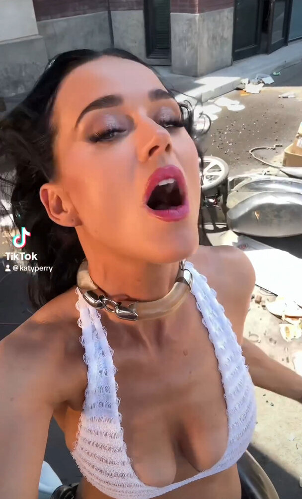katy-perry-1 gallery photo #1887
