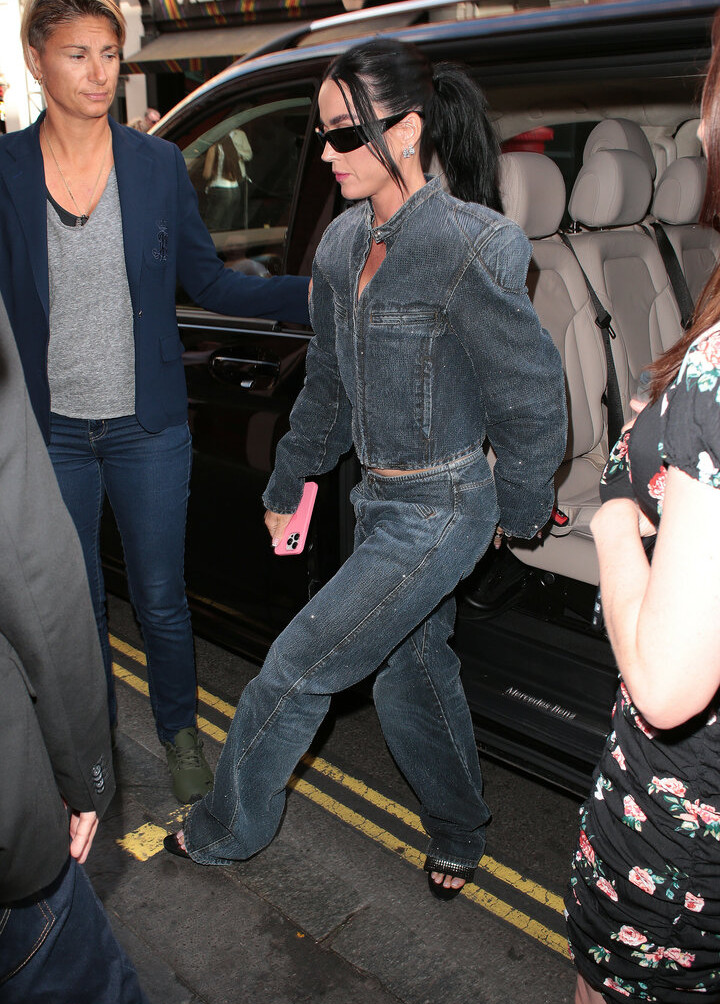 katy-perry-1 gallery photo #989