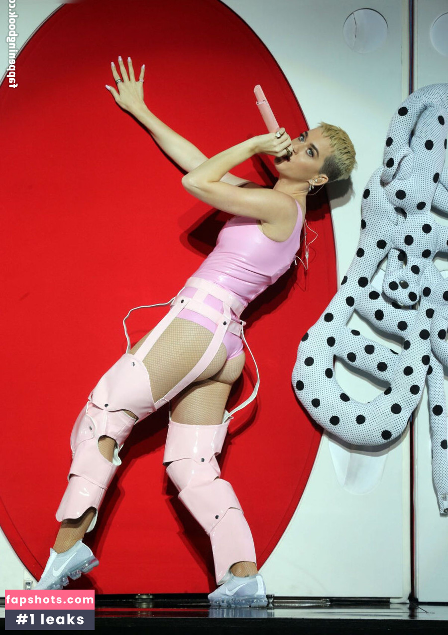 Katy Perry gallery photo #113