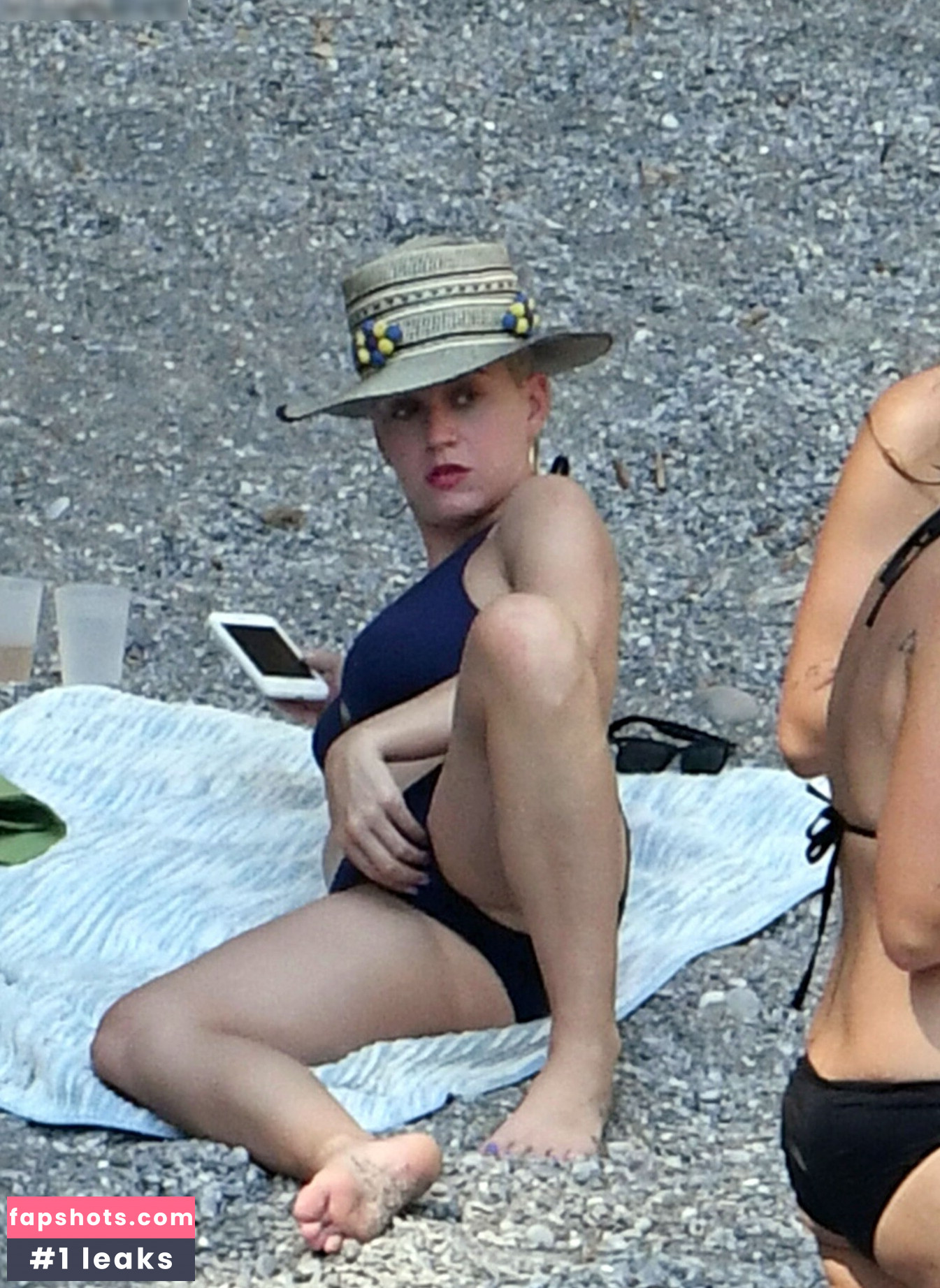 Katy Perry gallery photo #1337