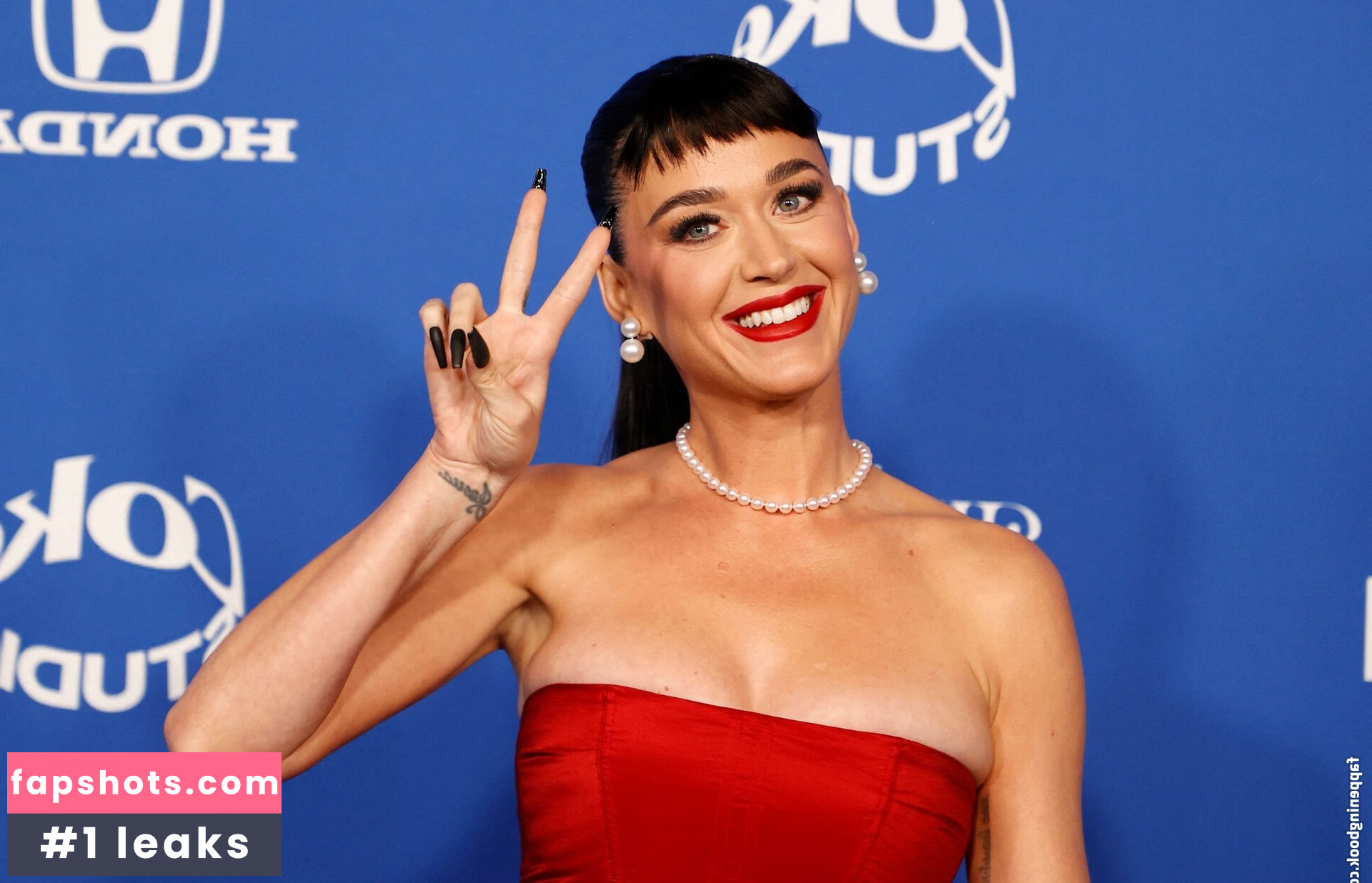 Katy Perry gallery photo #1472