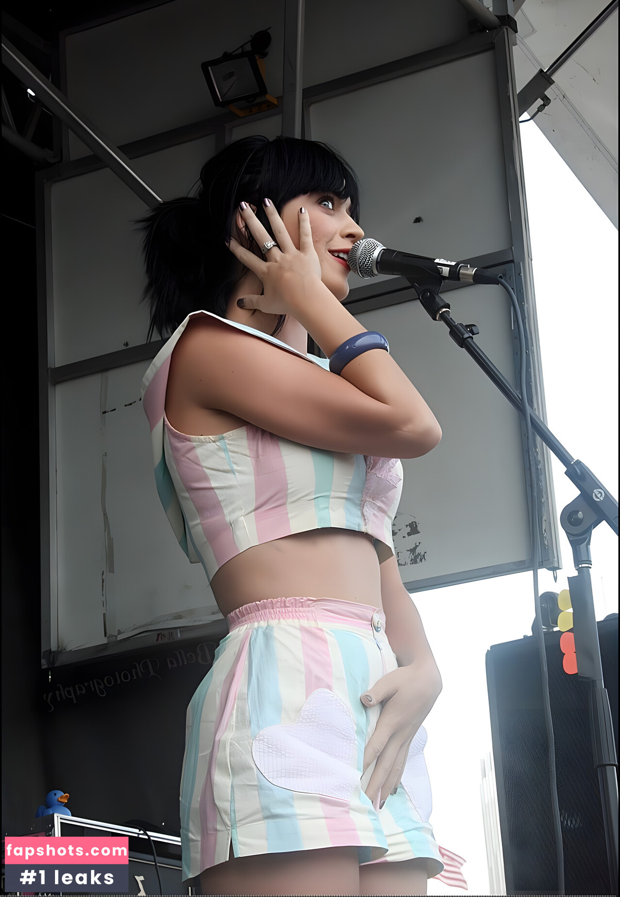 Katy Perry gallery photo #2102