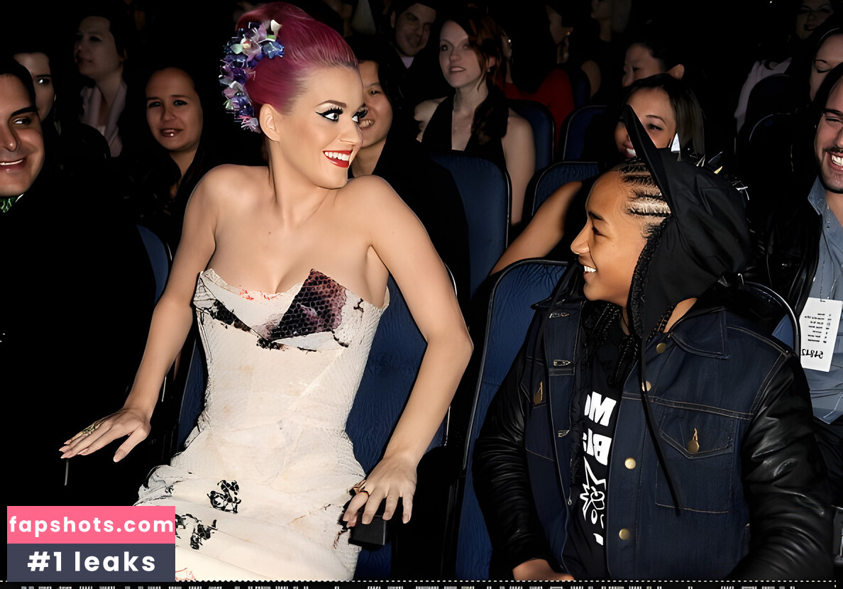 Katy Perry gallery photo #2104