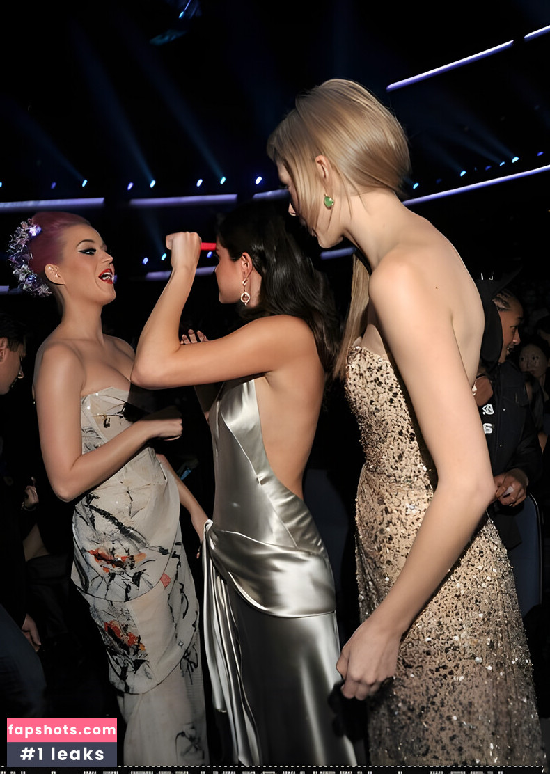 Katy Perry gallery photo #2117