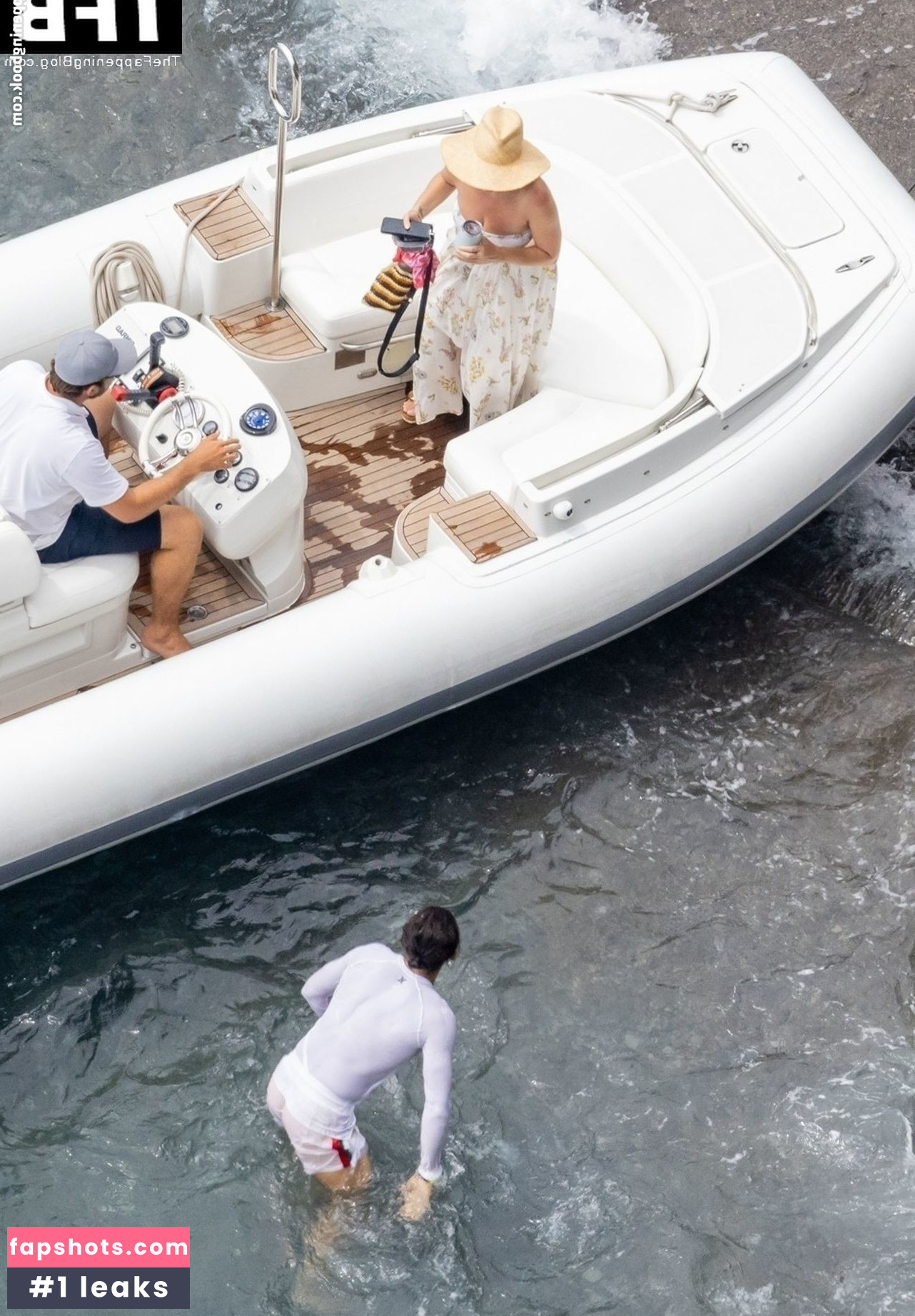 Katy Perry gallery photo #2618