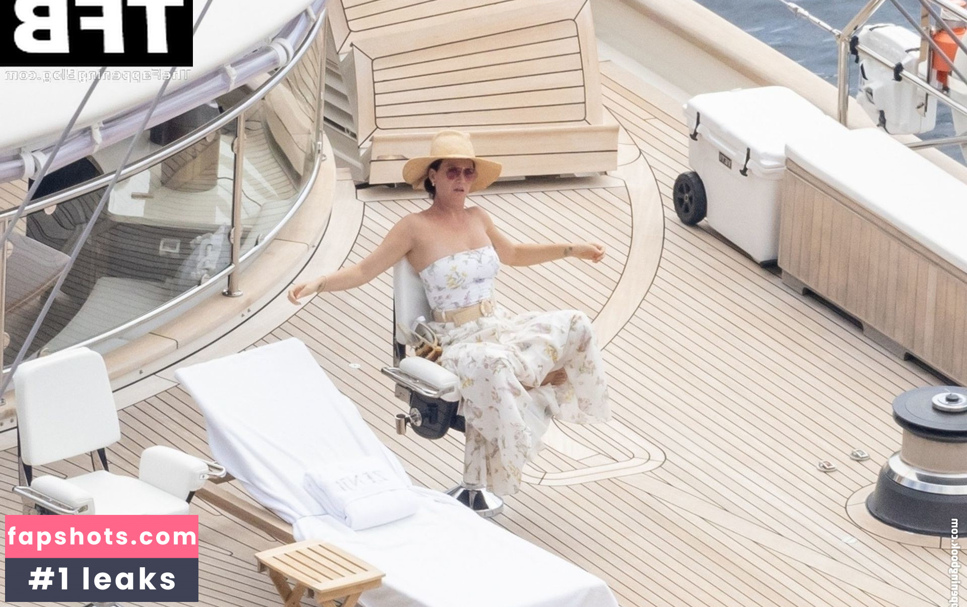 Katy Perry gallery photo #2619