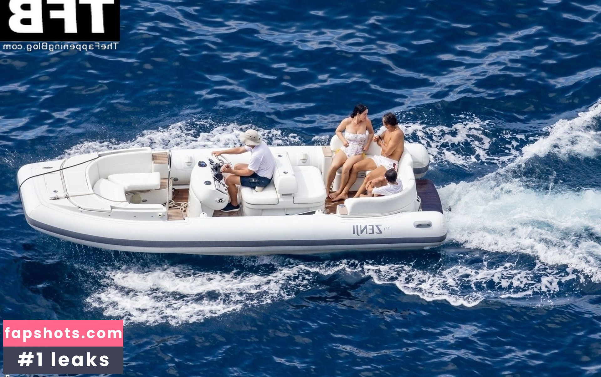 Katy Perry gallery photo #2630