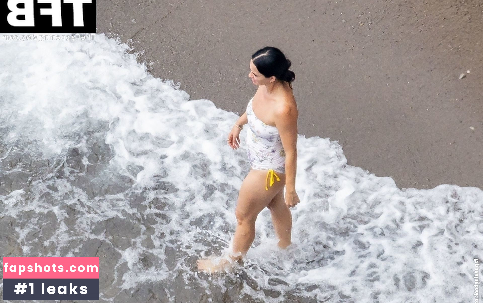 Katy Perry gallery photo #2683