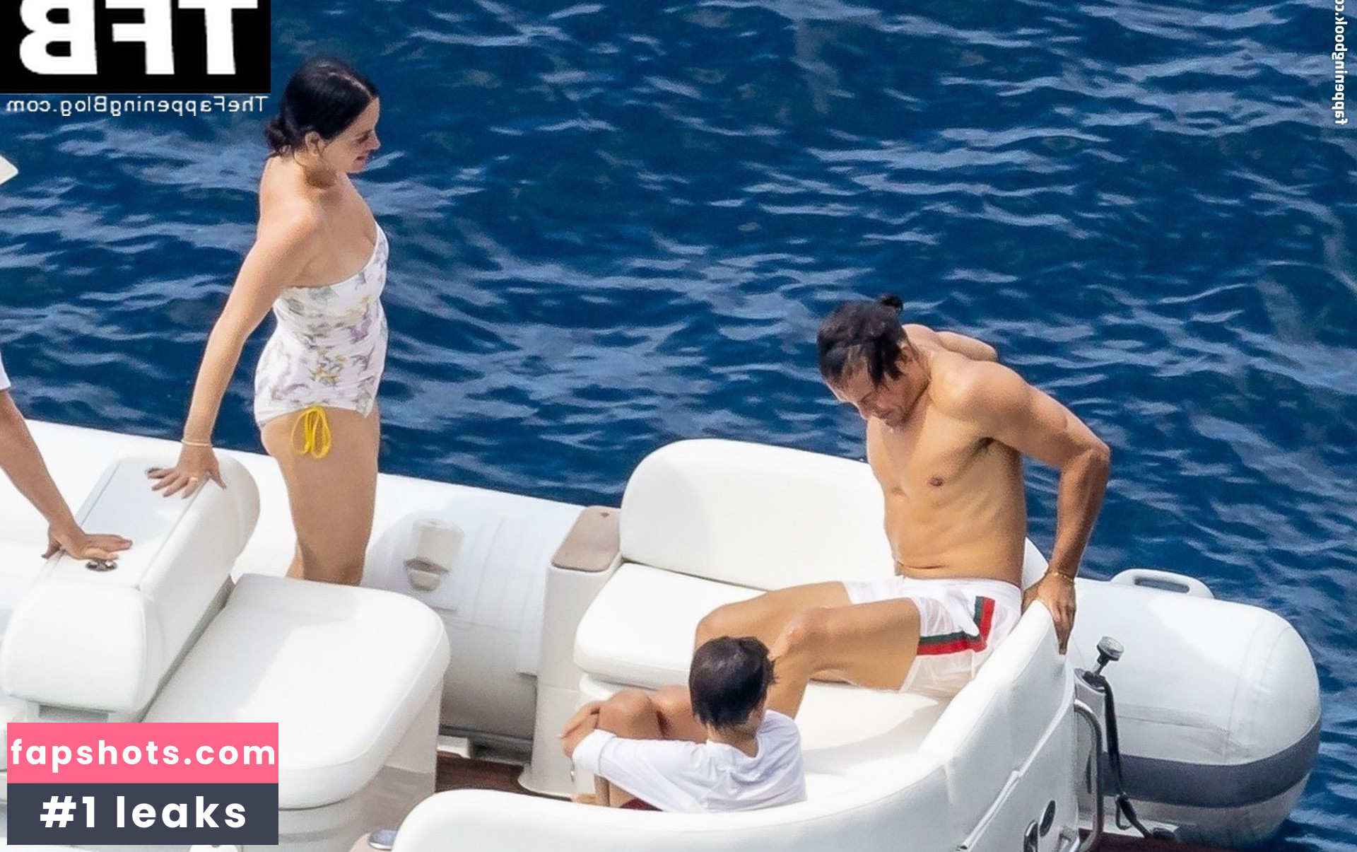 Katy Perry gallery photo #2706