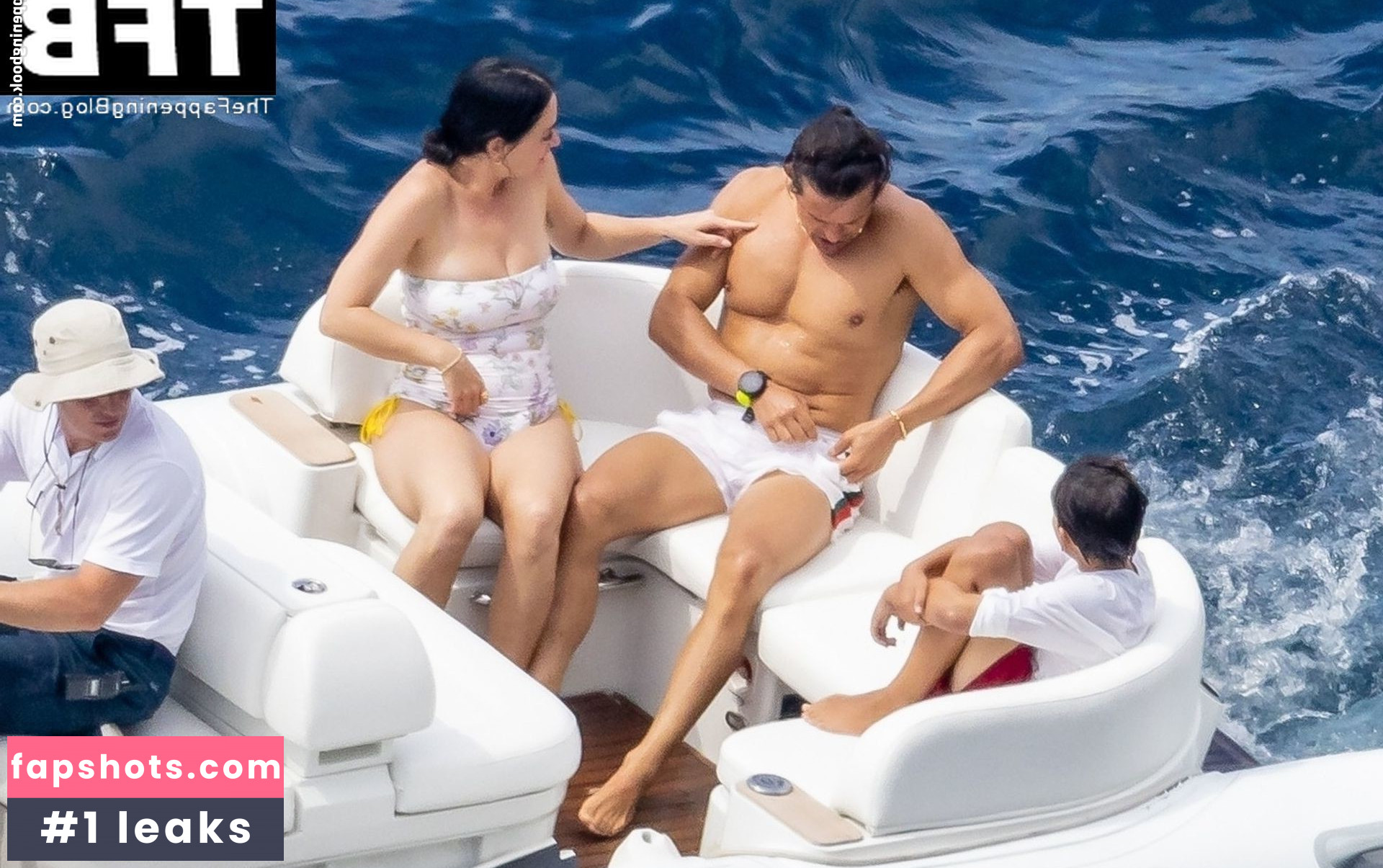 Katy Perry gallery photo #2710