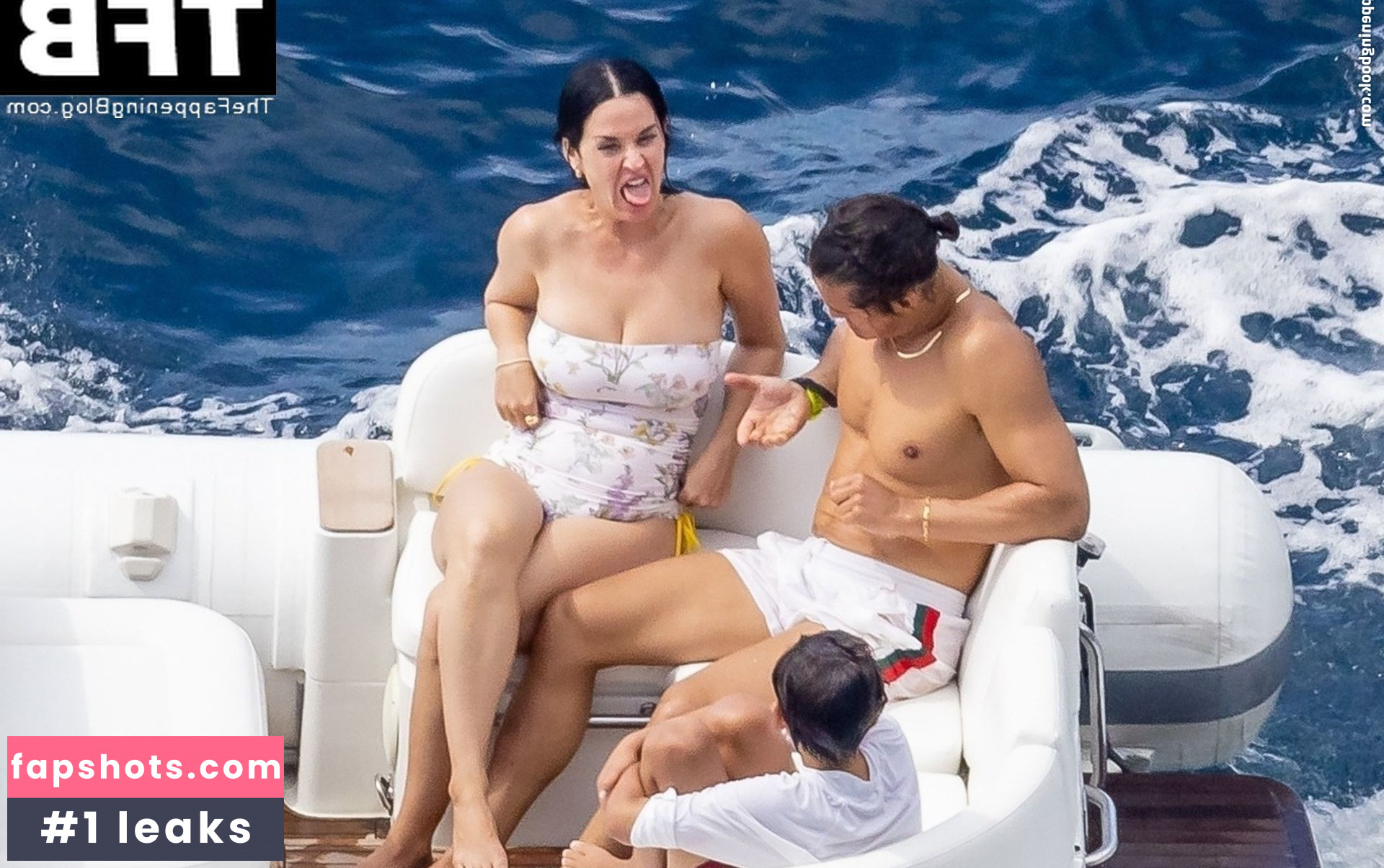 Katy Perry gallery photo #2712