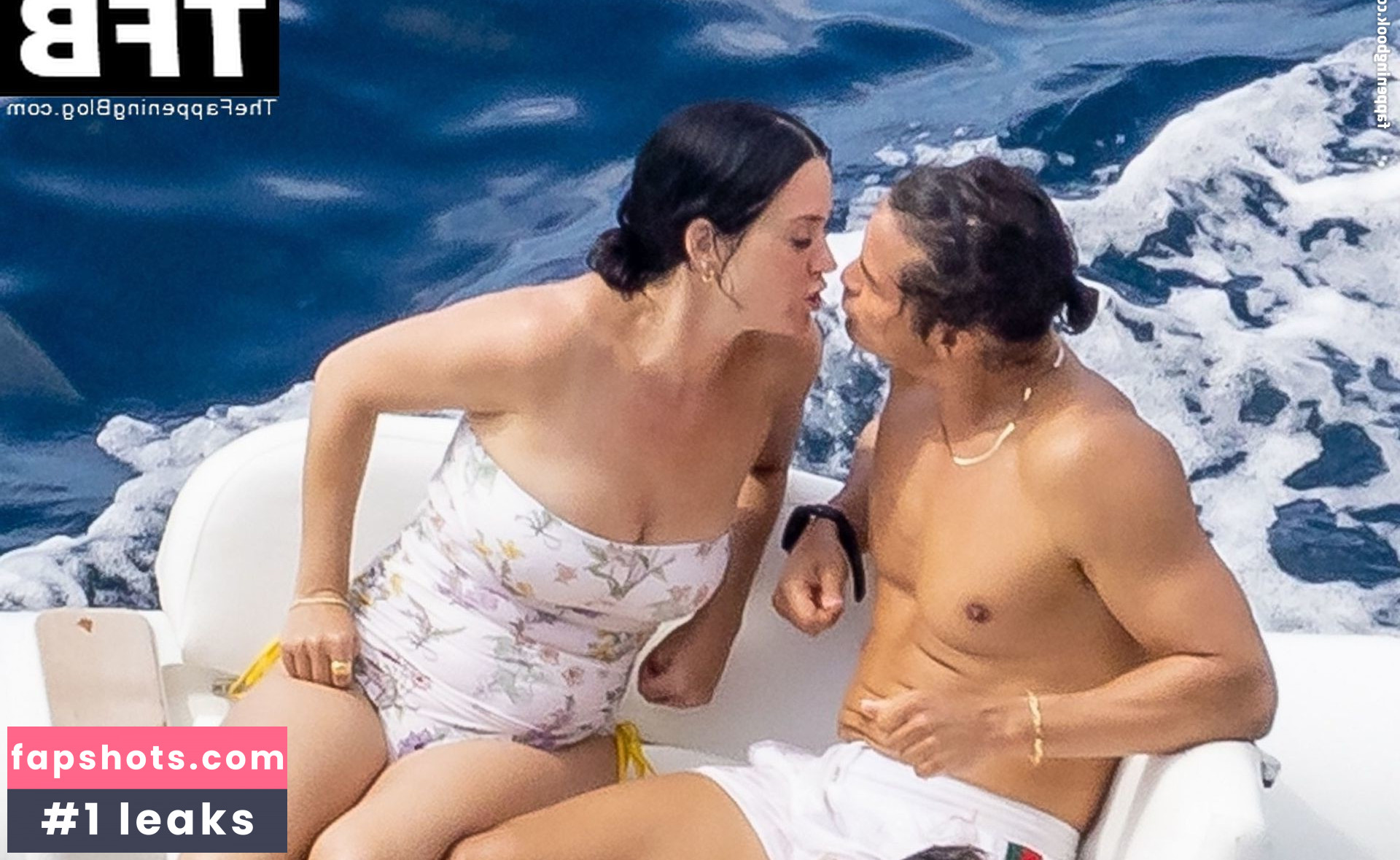 Katy Perry gallery photo #2715