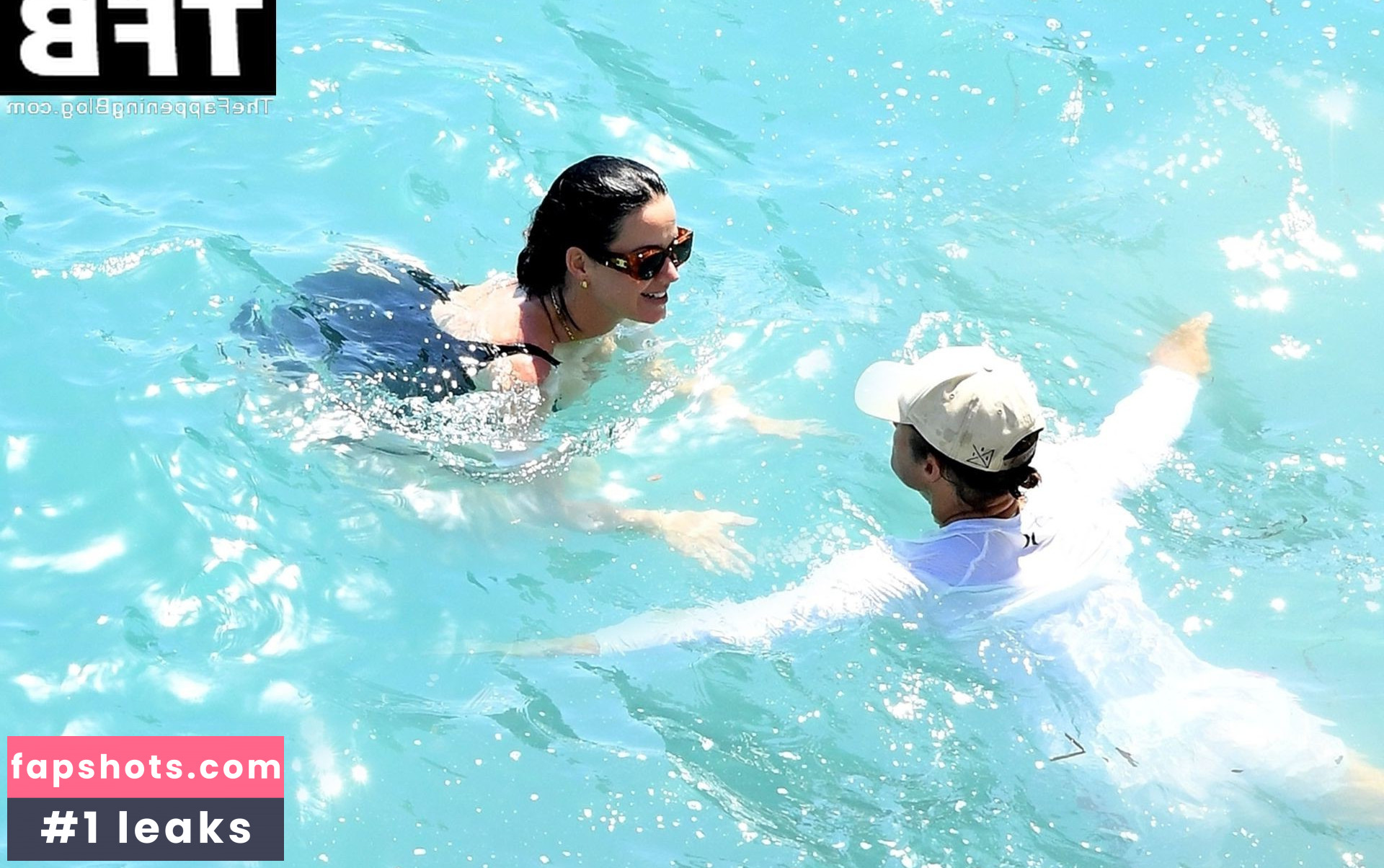 Katy Perry gallery photo #2743