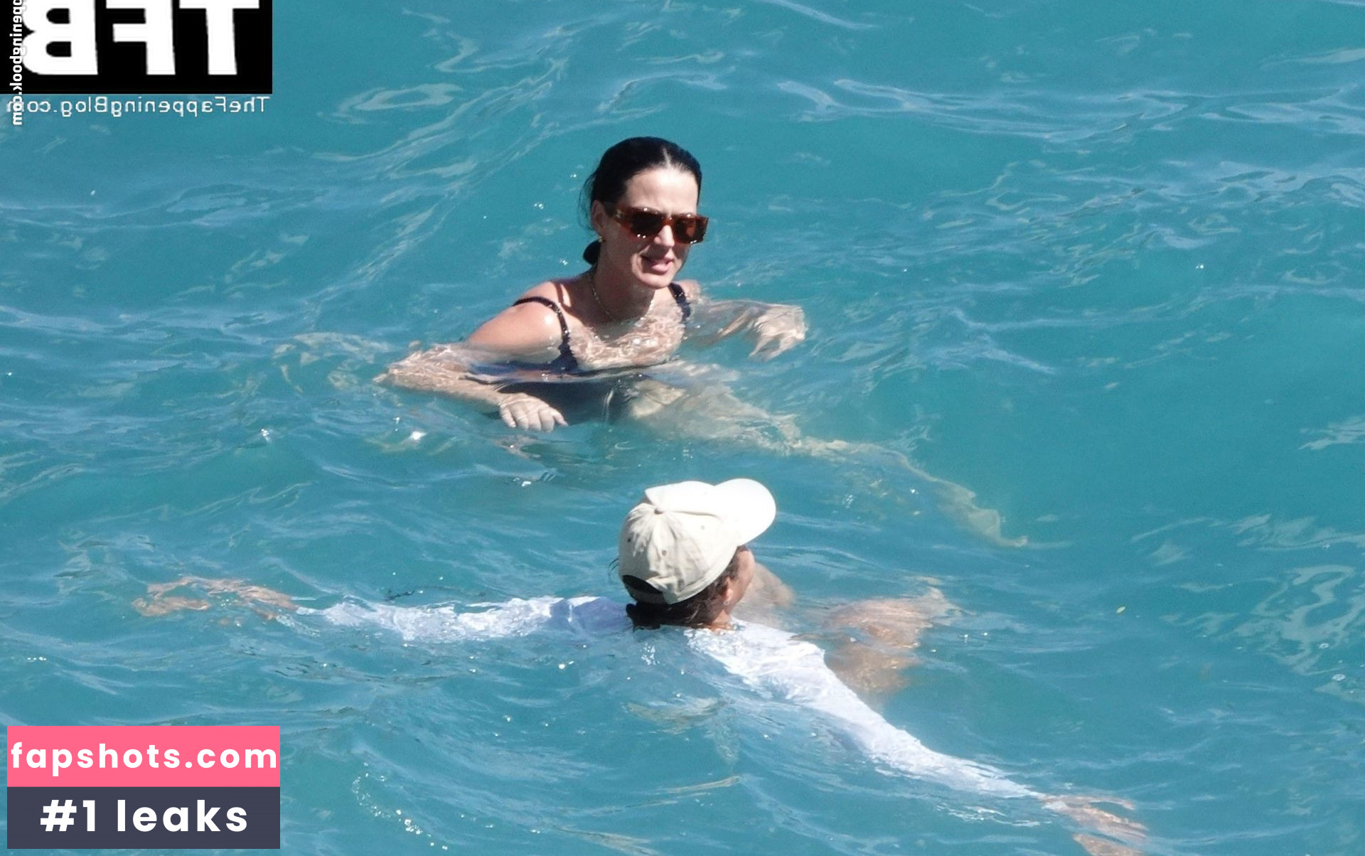 Katy Perry gallery photo #2810