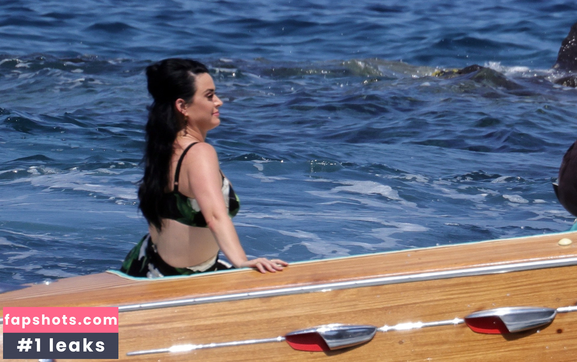 Katy Perry gallery photo #2868