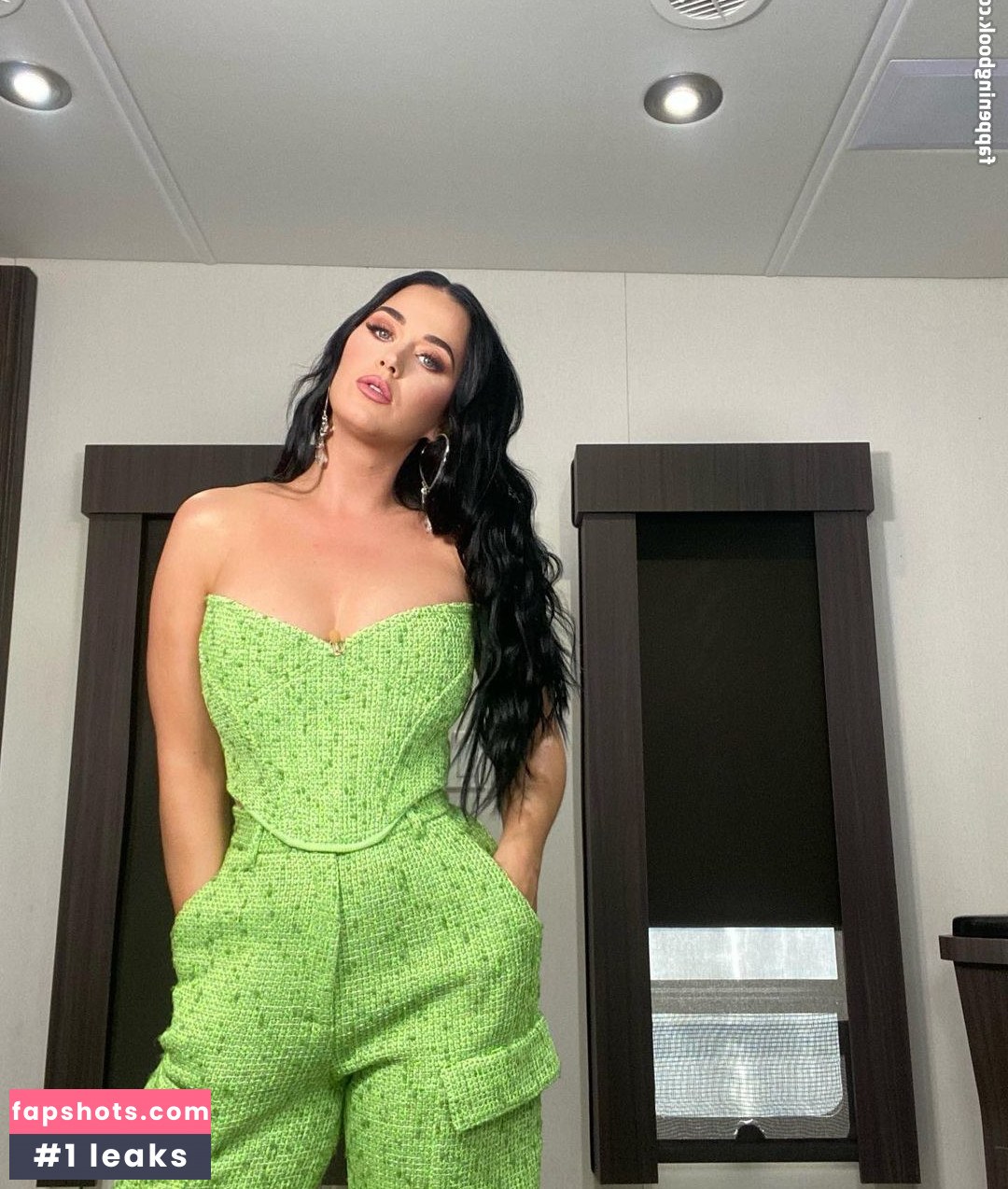 Katy Perry gallery photo #3001