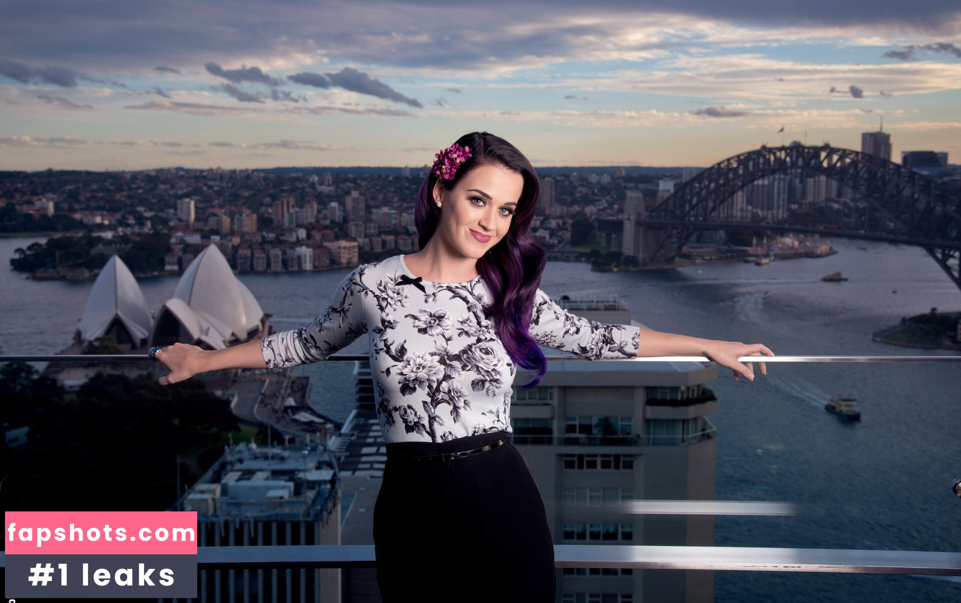 Katy Perry gallery photo #3021